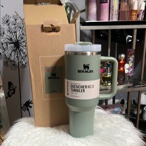 Stanley Quencher H2.0 Tumbler - Bay Leaves